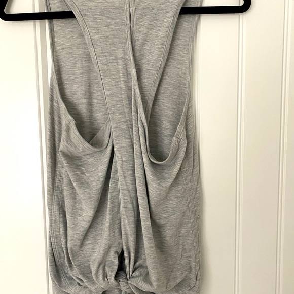 90 degree workout top - Picture 2 of 2